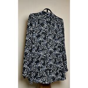 Lane Bryant Blouse Women’s Plus 26 Navy Flower Partial Button Down Long Sleeve